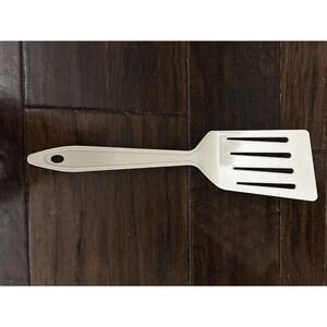 Vintage Clipper Angled Slotted Spatula #7208 Almond White Ivory Flipper Turner